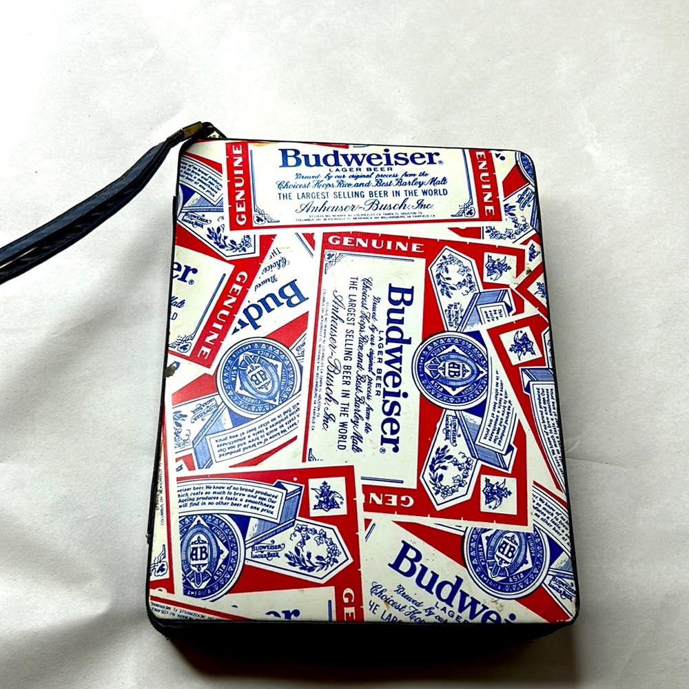 Budweiser Zipper Case‎